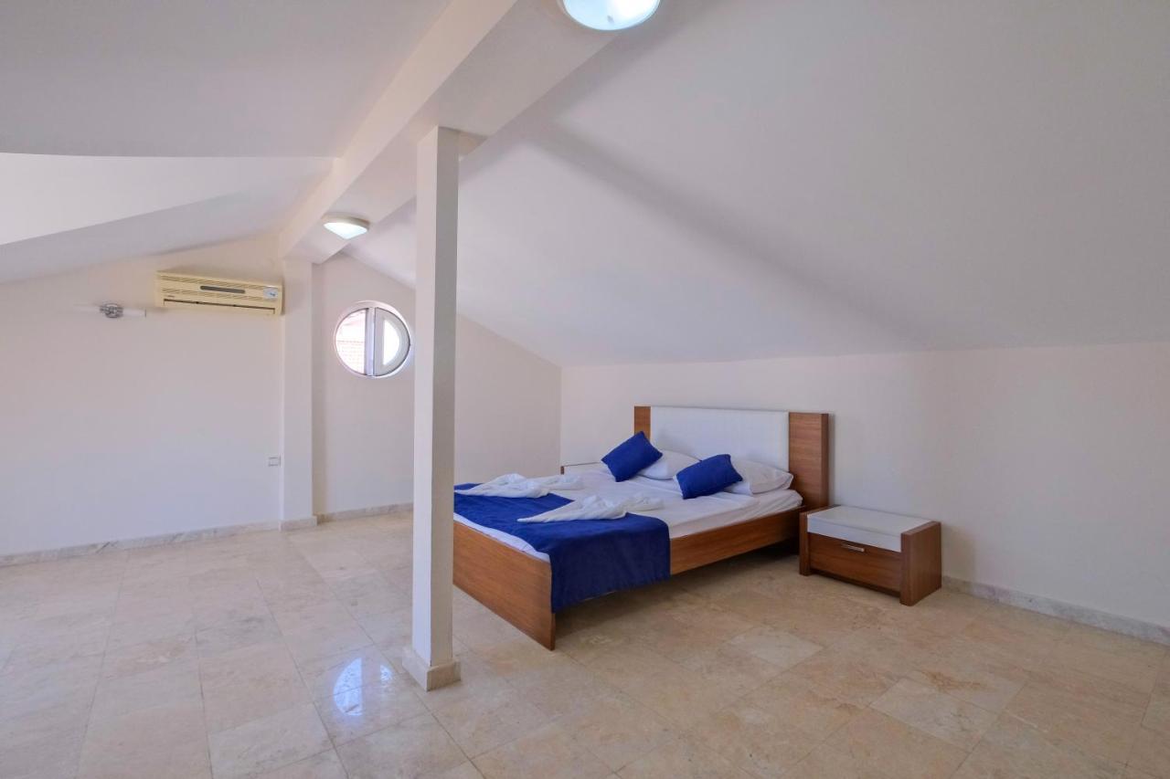 Yas Calis Beach Villa Fethiye Exterior photo